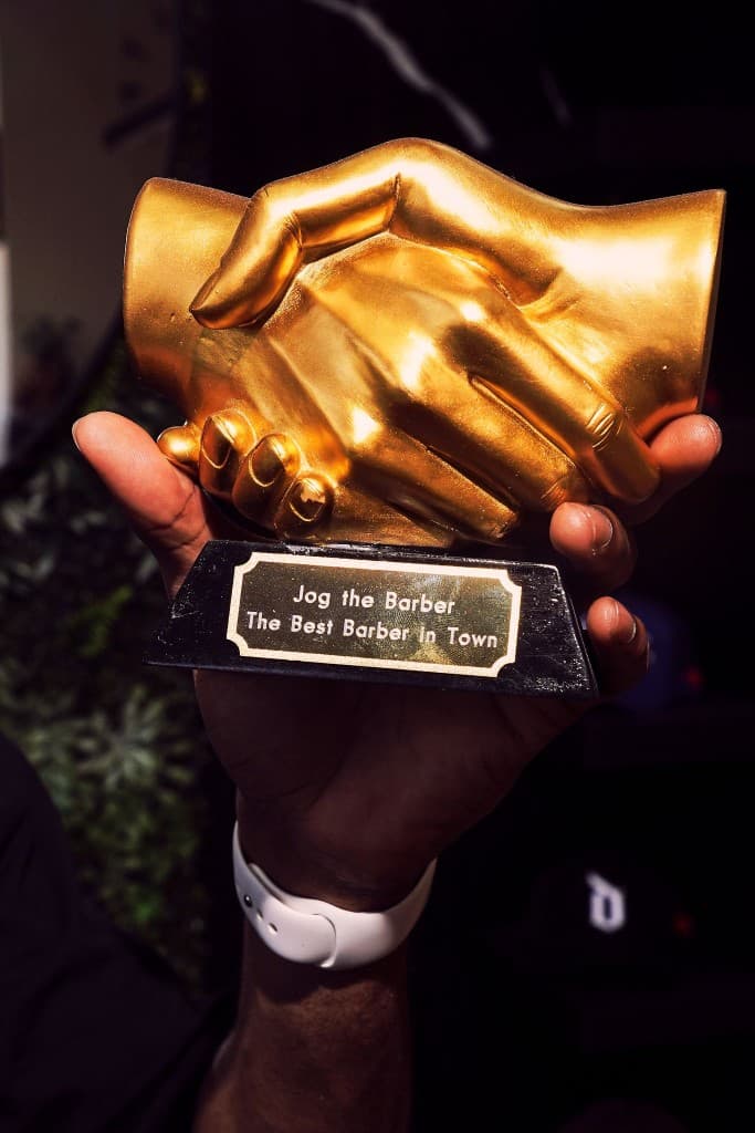 Trofee: Jog the Barber — beste barbier van de stad