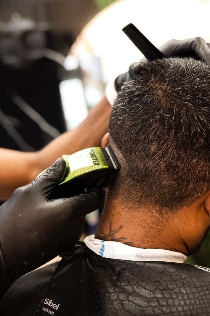 Skin fade met professionele clippers